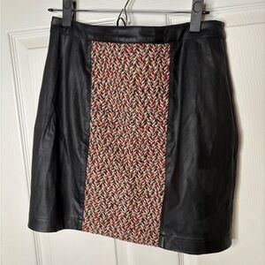 BCBGMaxAzria Black and Red faux leather Tweed Mini Skirt Sz M